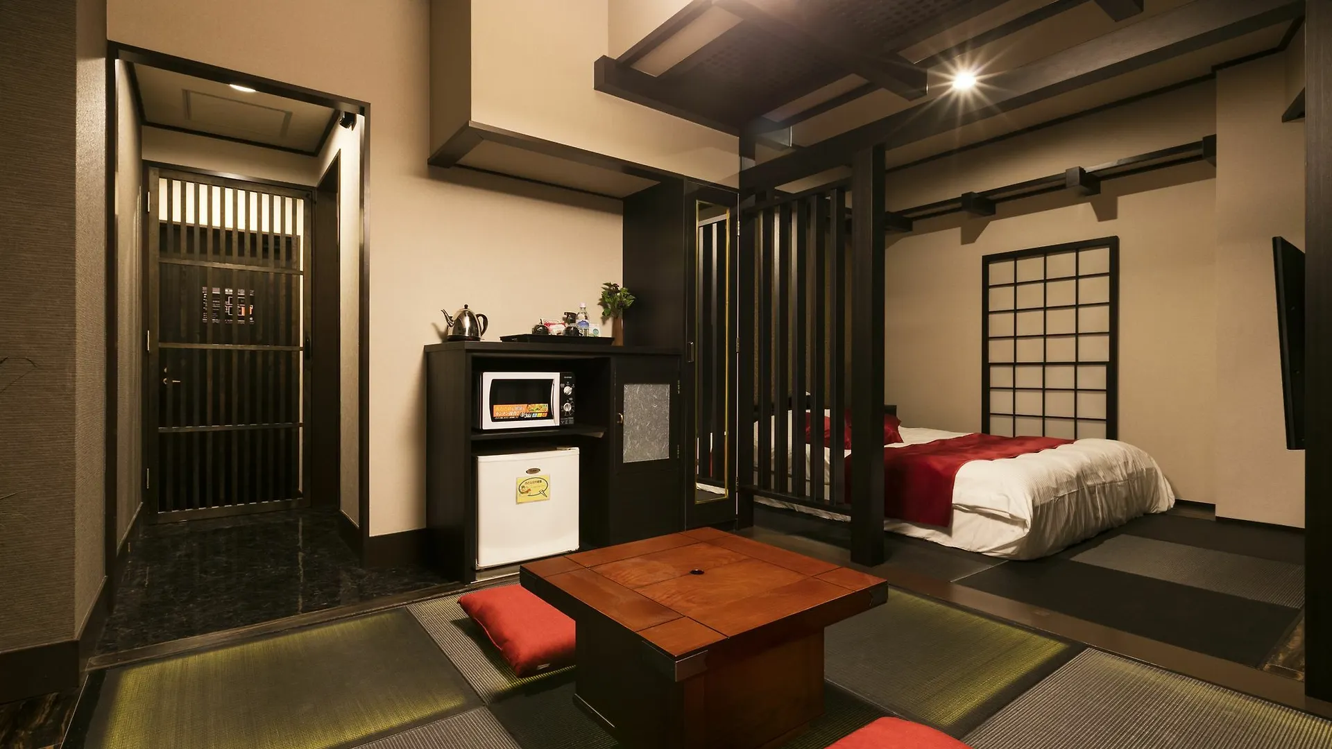 Ryokan & Day Shizuku Tokyo 3*,  Japan